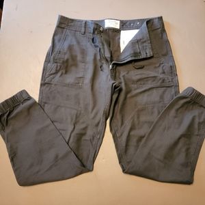 REI men's joggers 34W 32L